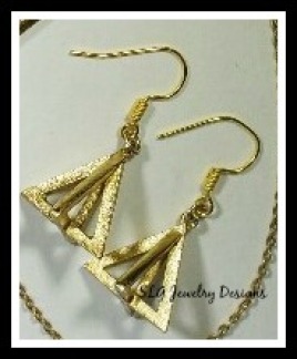 gold triangle earrings necklace set 4